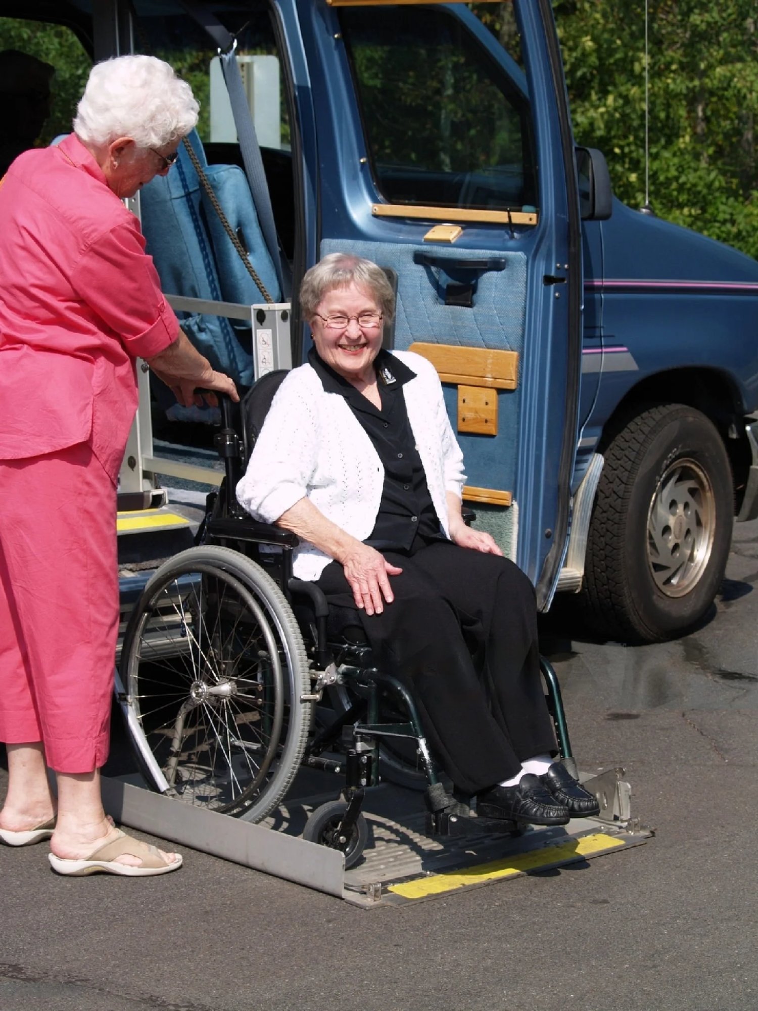 Driver assisting senior patient